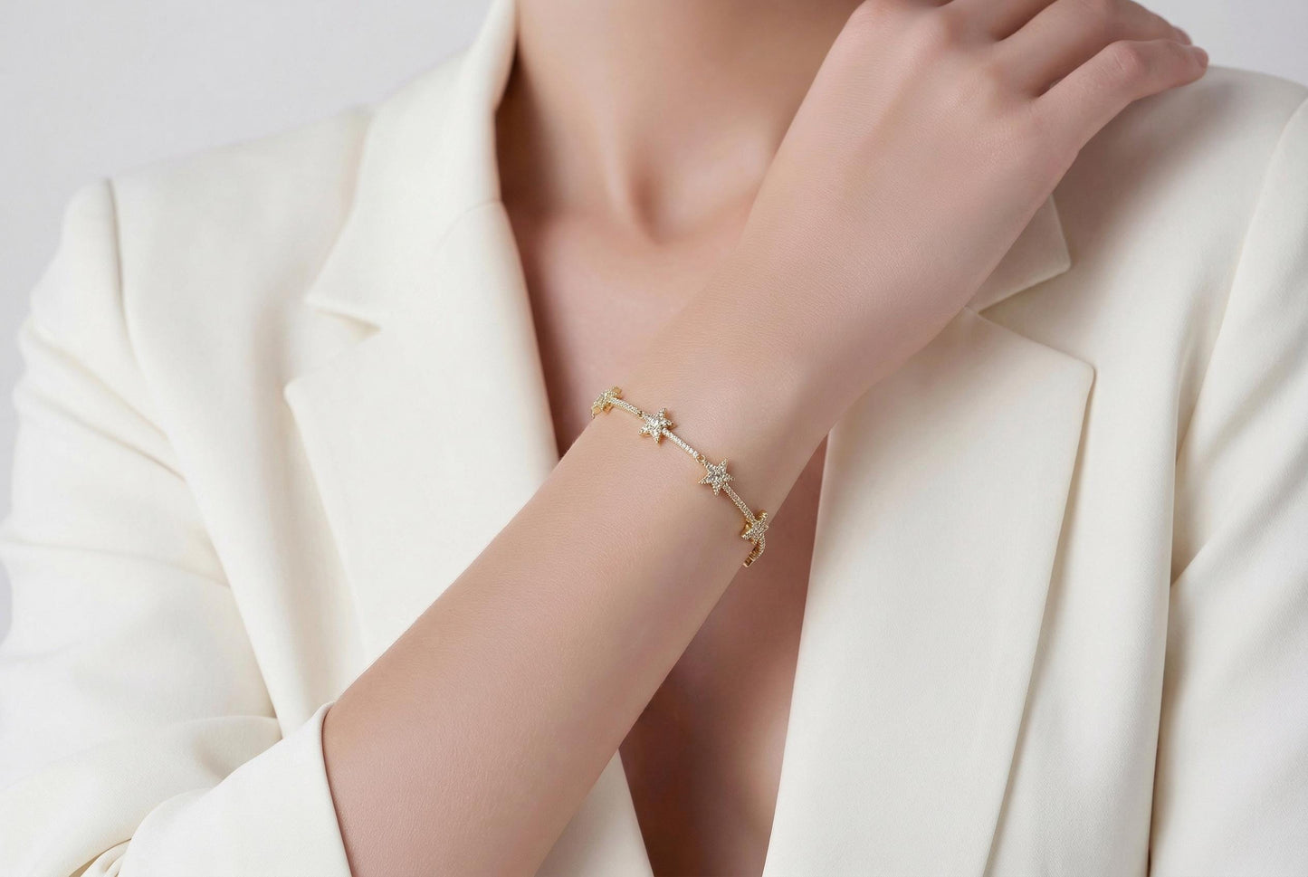 Star Bracelet – Adjustable Gold Plated Cubic Zirconia Dainty Bracelet for Everyday Wear