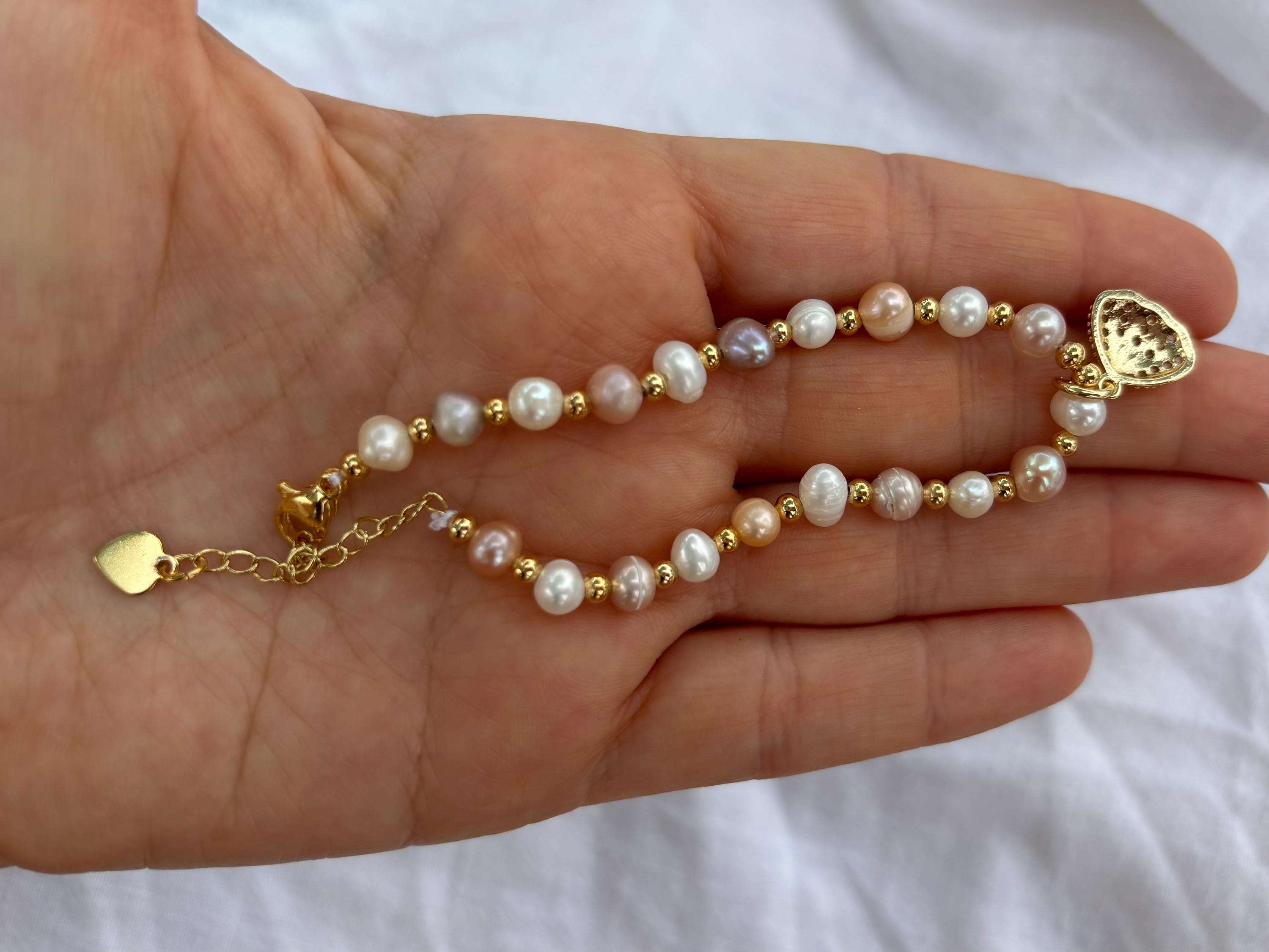 Tri-Color Pearl Bracelet with Shell Charm