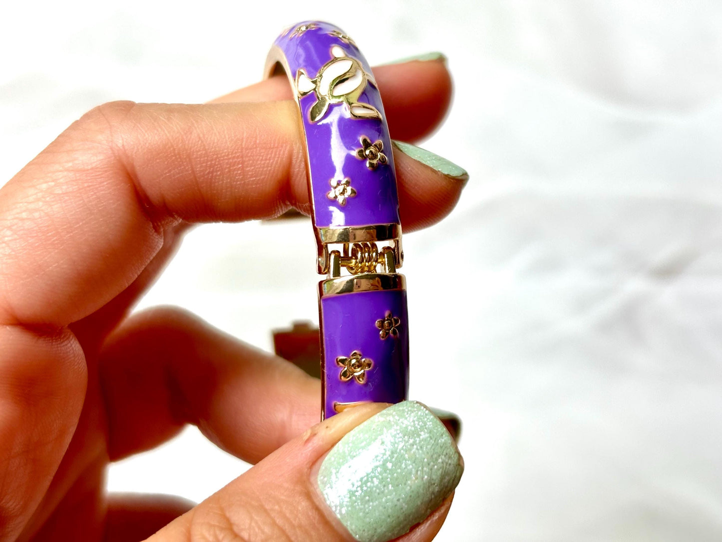 Bangle Bracelet for Kids, Birthday Gift for Kids, Kids Jewelry, Kids Bracelet, Purple Turtle Bracelet Gift for Daughter, Hawaiian Bracelet