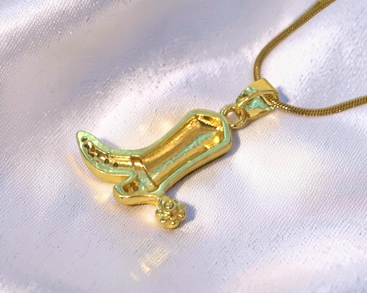 Floral Cowboy Boot Necklace – Gold Plated Cowgirl Jewelry With Sparkling Cubic Zirconia