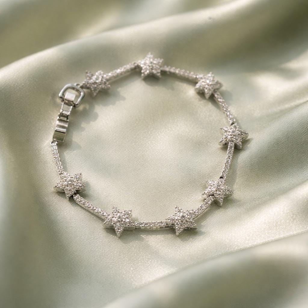 Star Bracelet – Adjustable Gold Plated Stackable Bracelet with Polaris Pendant