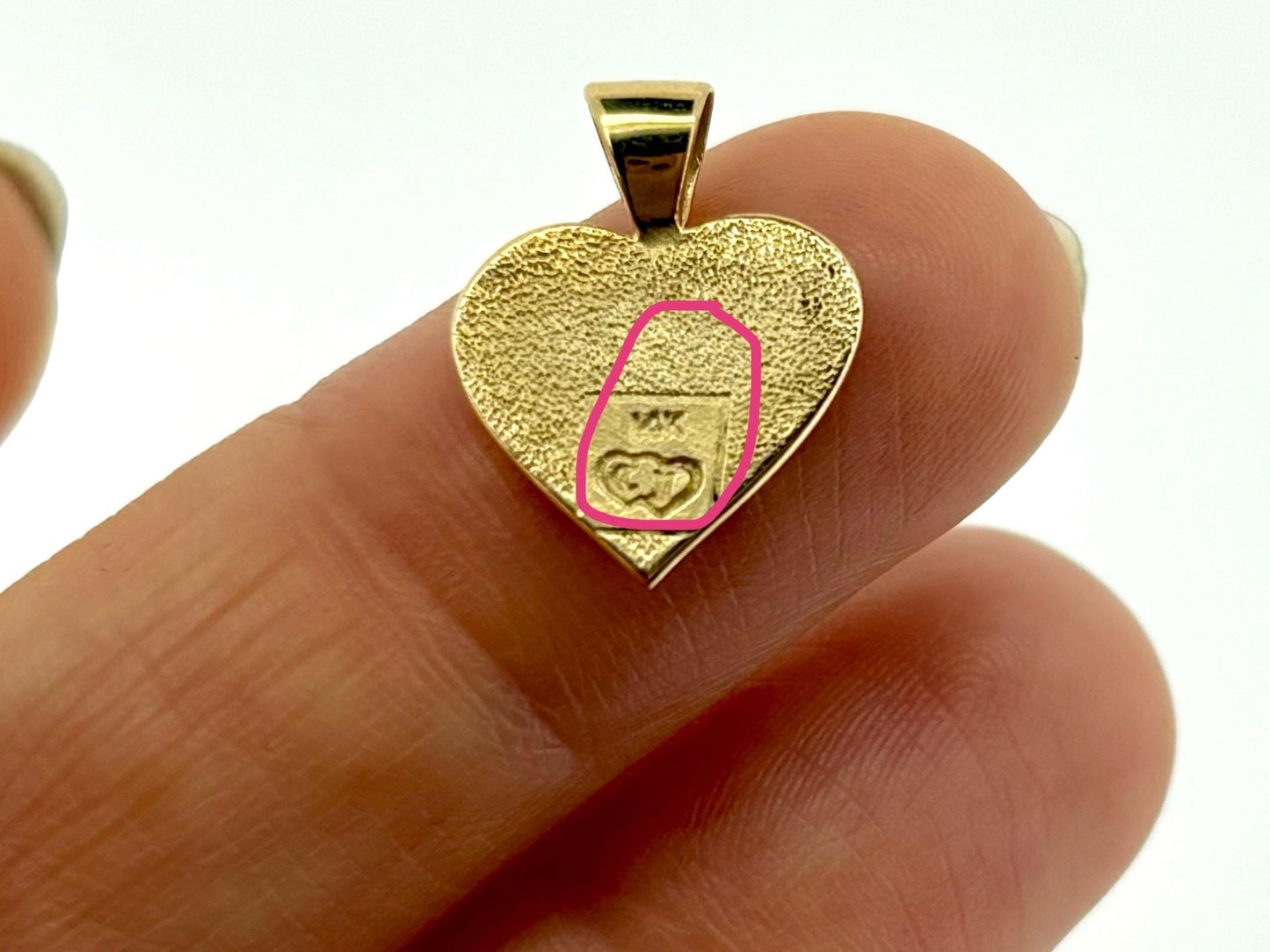 14K Solid Gold Letter Pendant Heart Pendant Hawaiian Necklace Gold Pendant Birthday Gift for her Gift for Mom Name Necklace