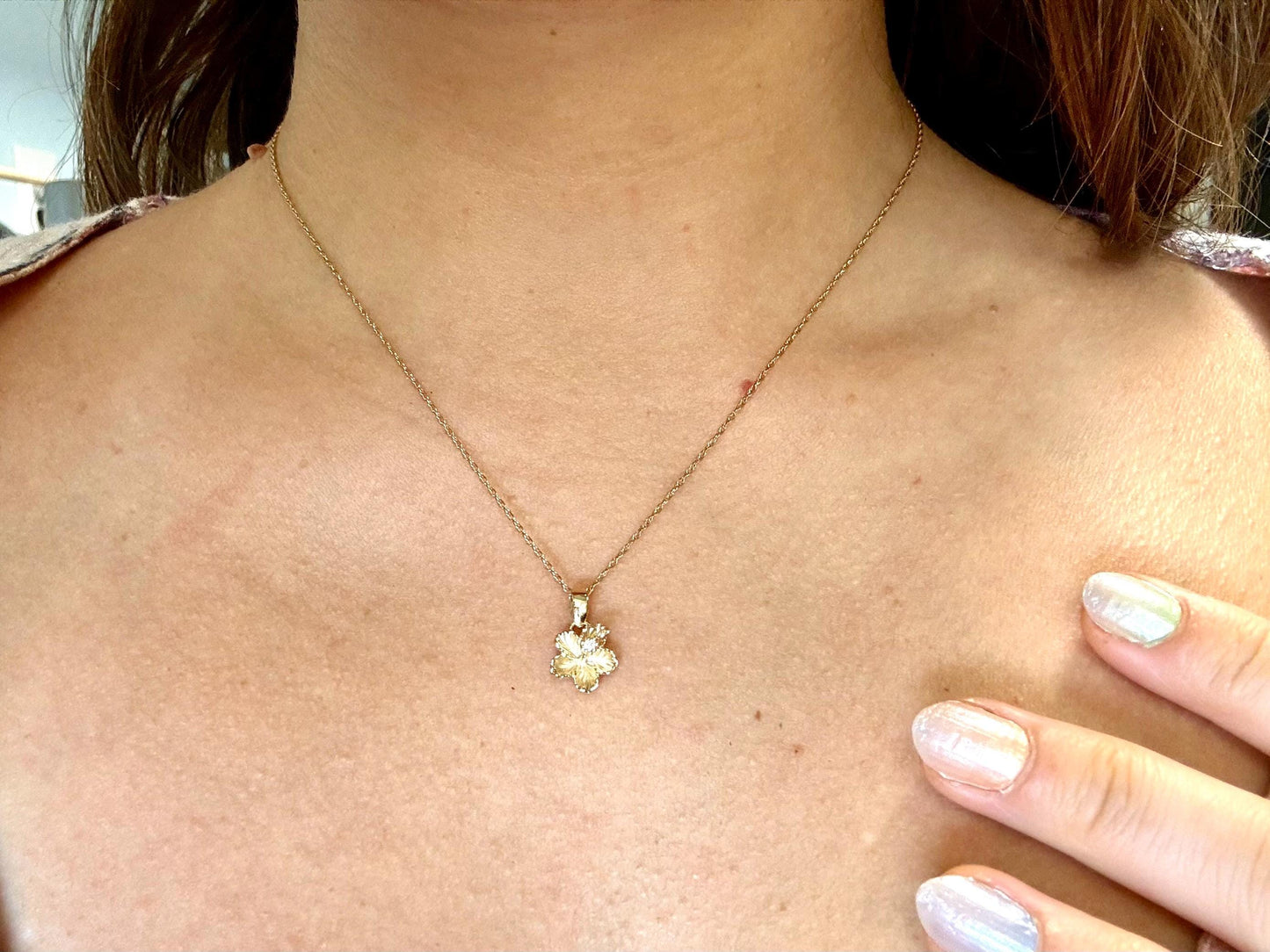 14K Solid Gold Hibiscus Pendant Flower Pendant 0.2 Ct Diamond Necklace Gold Pendant Birthday Gift for her Gift for Mom Flower Necklace