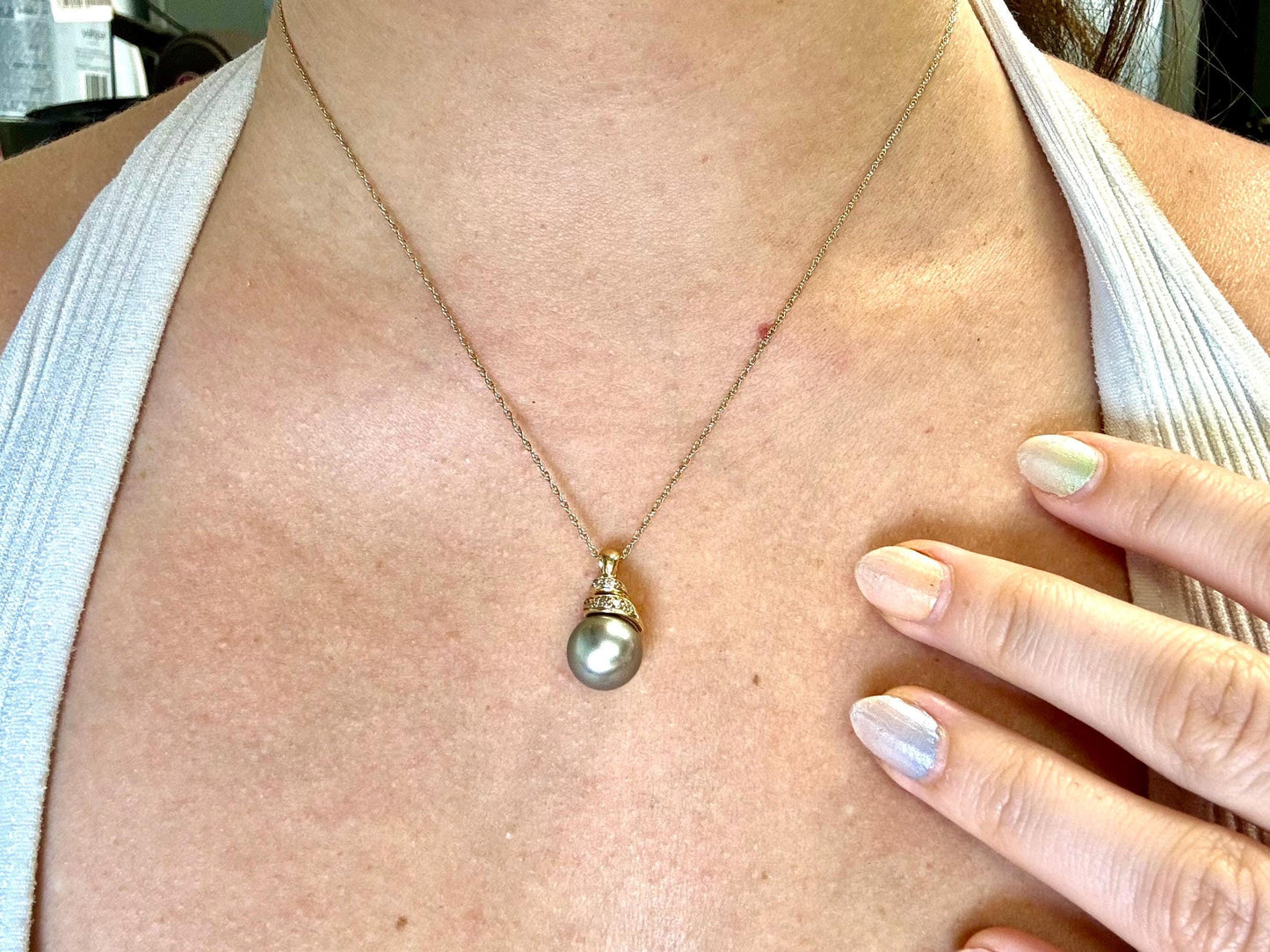 Genuine Natural Tahitian Pearl Necklace Black Pearl Pendant with 14K Gold Diamond Necklace Birthday Gift for Her Diamond Pendant