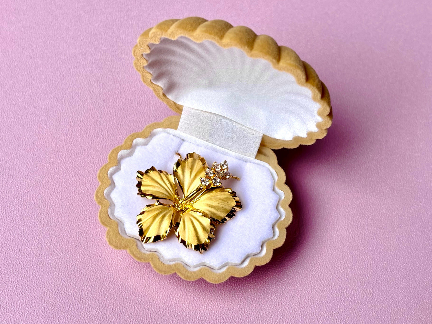 Deluxe Hibiscus Flower Necklace