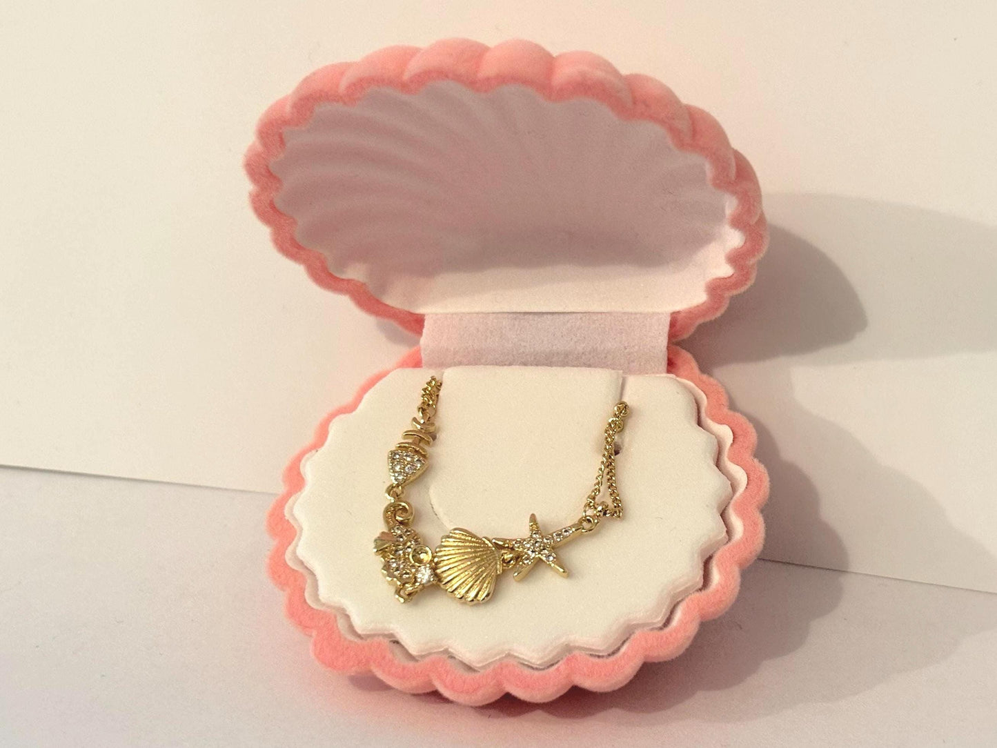 Ocean Hand Chain Bracelet – Adjustable 14K Gold Plated Minimalist Chain Jewelry