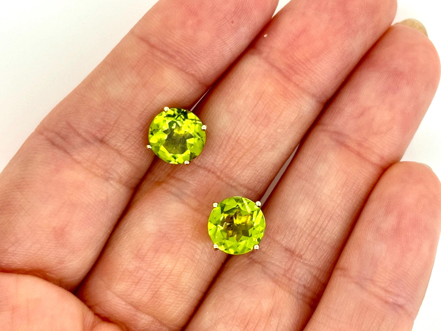 Pele’s Tears Peridot Stud Earring – 14k Solid Gold Studs