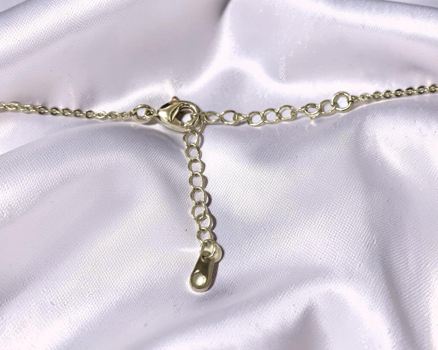 Gold Flower Necklace – Dainty Floral Pendant With Cubic Zirconia Stone