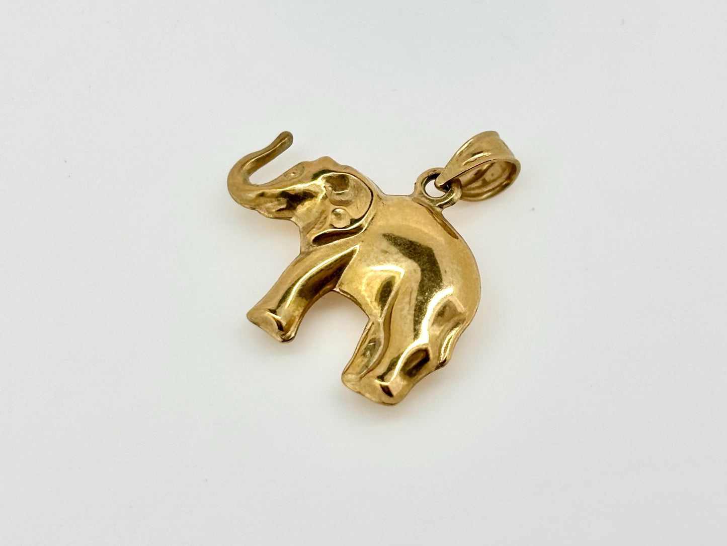 14K Solid Gold Elephant Pendant Necklace – Gift for Her, Mom, Wife, Daughter, Birthday, Anniversary, Protective Good Luck Jewelry