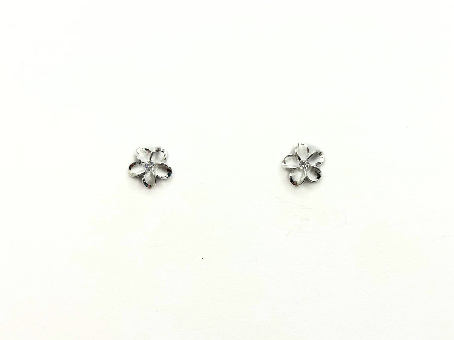 Hawaiian 925 Sterling Silver Rhodium Plated Plumeria Stud Earrings Cute Gift for Wife Flower Mom Girlfriend sister Stone shiny CZ