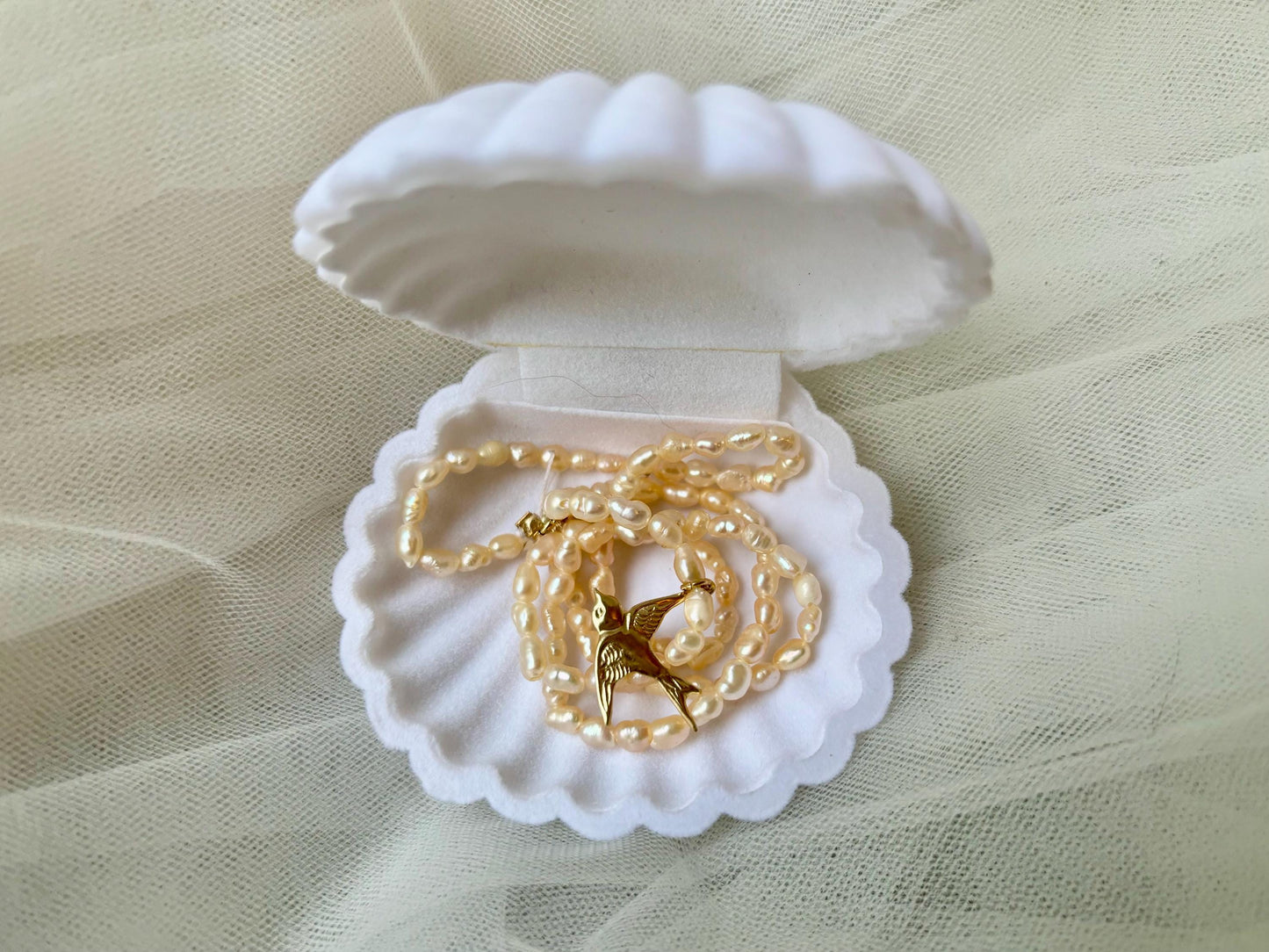 Gold Bird Necklace Genuine Freshwater White Pearl Necklace Birthday Gift for Girlfriend Nature Inspired Gold Filled Dainty Gift For Her