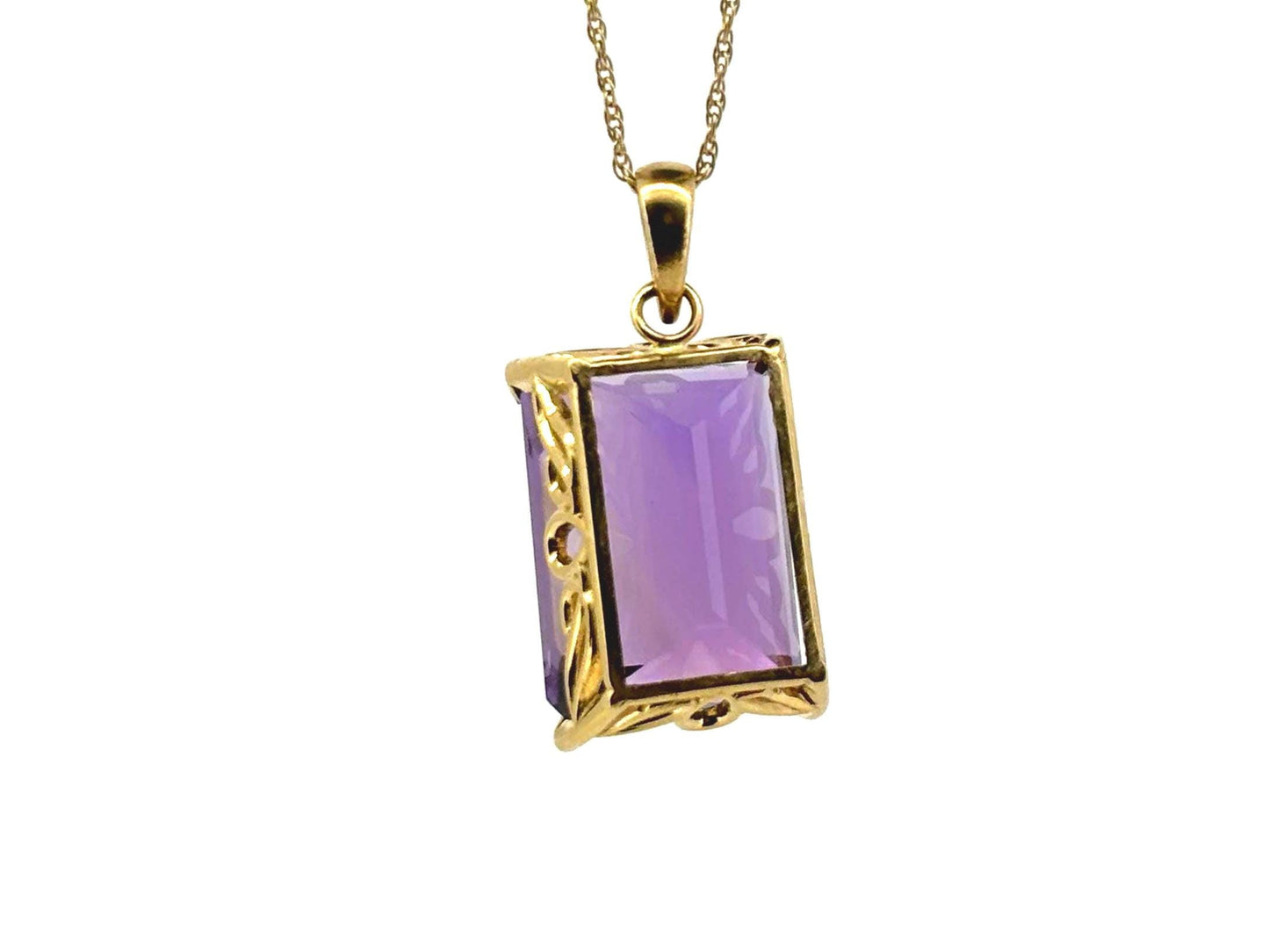 Island Spirit Amethyst Pendant – 14k Solid Gold Necklace