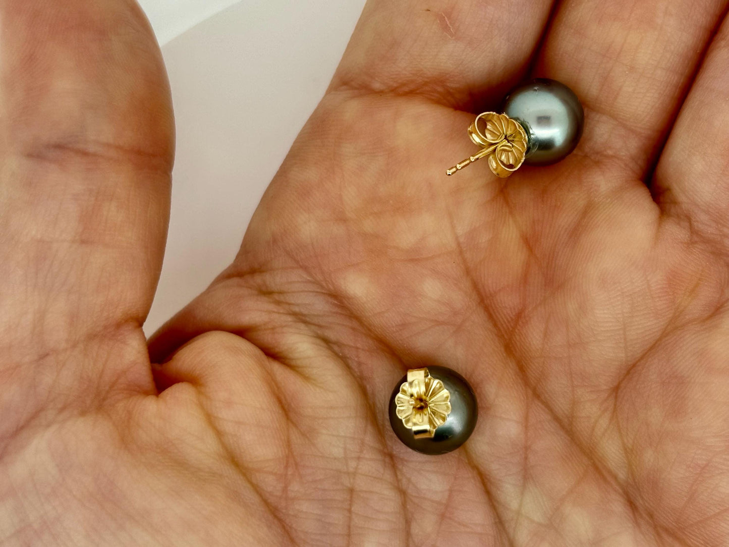 Black Tahitian Pearl Earrings Gold Studs Pearl Studs, 14K Solid Gold Elegant Everyday Earrings Jewelry Gift for Her