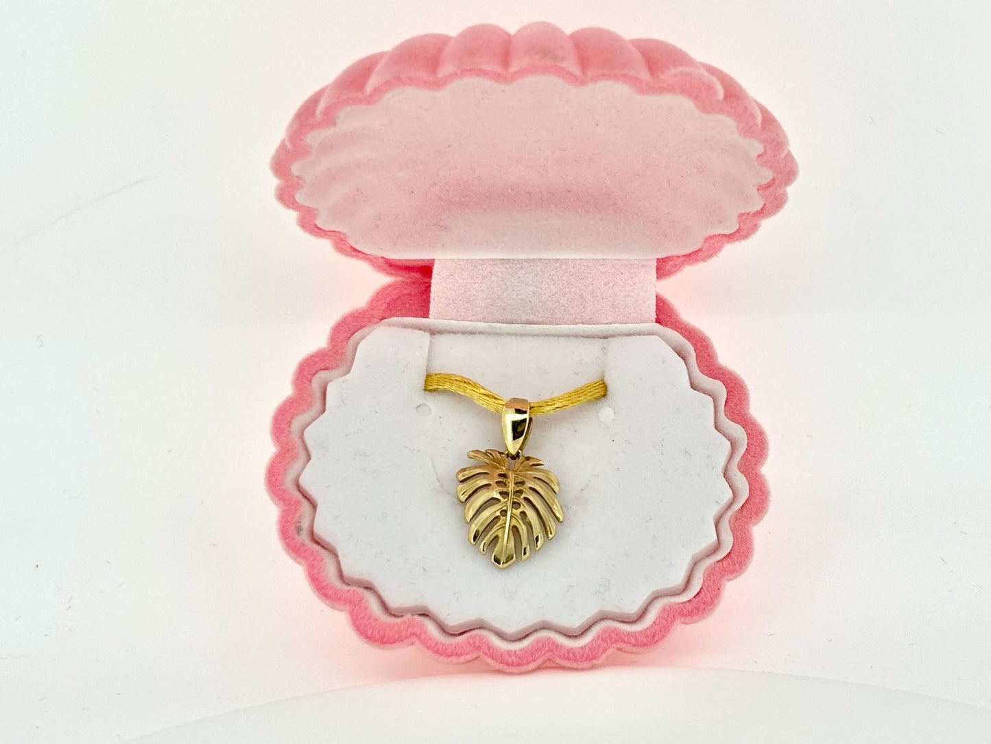 14K Gold Monstera Pendant Monstera Necklace Leaf Pendant Nature Inspired Necklace Leaf Necklace Birthday Gift for Her Gift for Plant Lovers