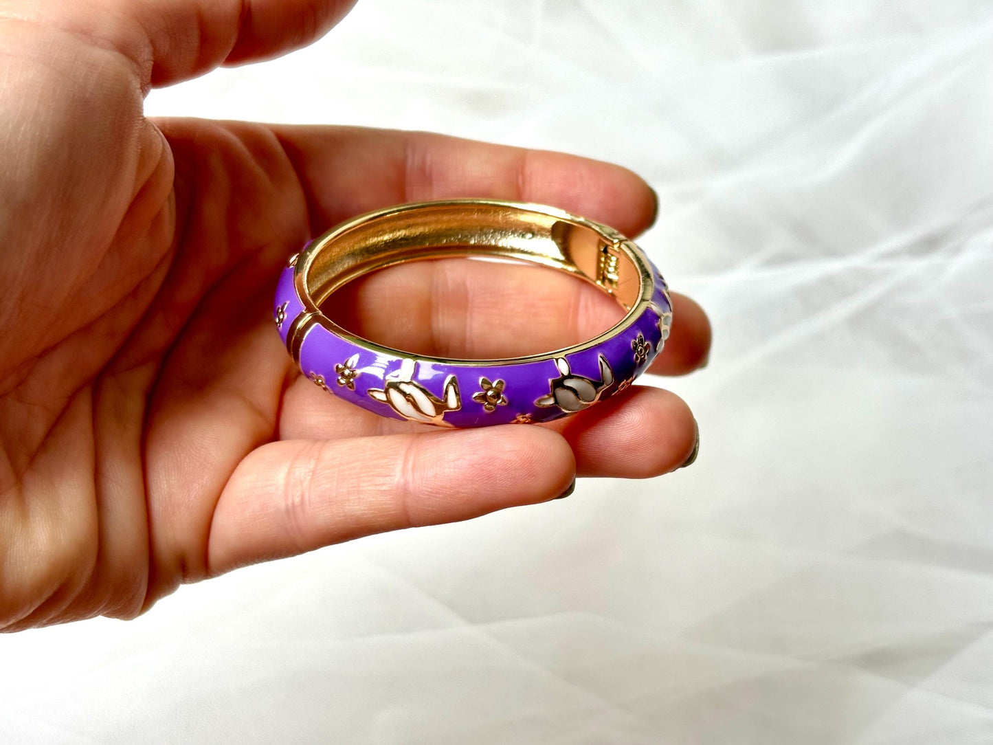 Bangle Bracelet for Kids, Birthday Gift for Kids, Kids Jewelry, Kids Bracelet, Purple Turtle Bracelet Gift for Daughter, Hawaiian Bracelet