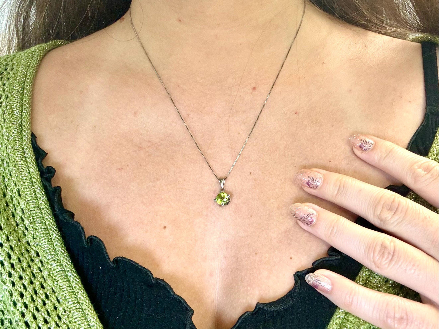 14K Solid Gold Necklace Peridot Pendant Hawaiian Diamond Peles Tears - Birthday Gift for Her Gift For Mom Green Necklace Peridot Necklace