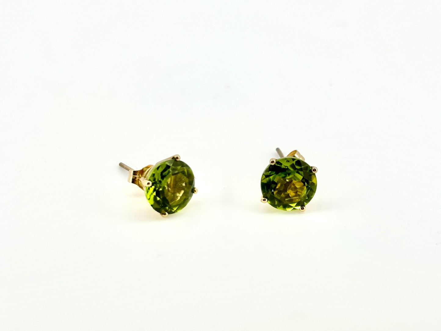 Pele’s Tears Peridot Stud Earring – 14k Solid Gold Studs