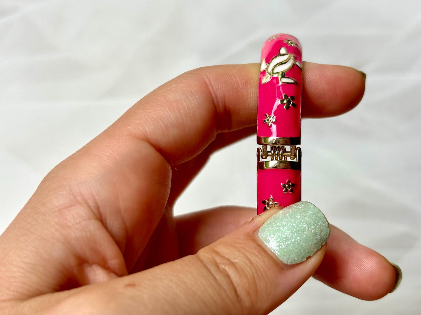 Bangle Bracelet for Kids, Birthday Gift for Kids, Kids Jewelry, Kids Bracelet, Pink Turtle Bracelet Gift for Daughter, Hawaiian Bracelet