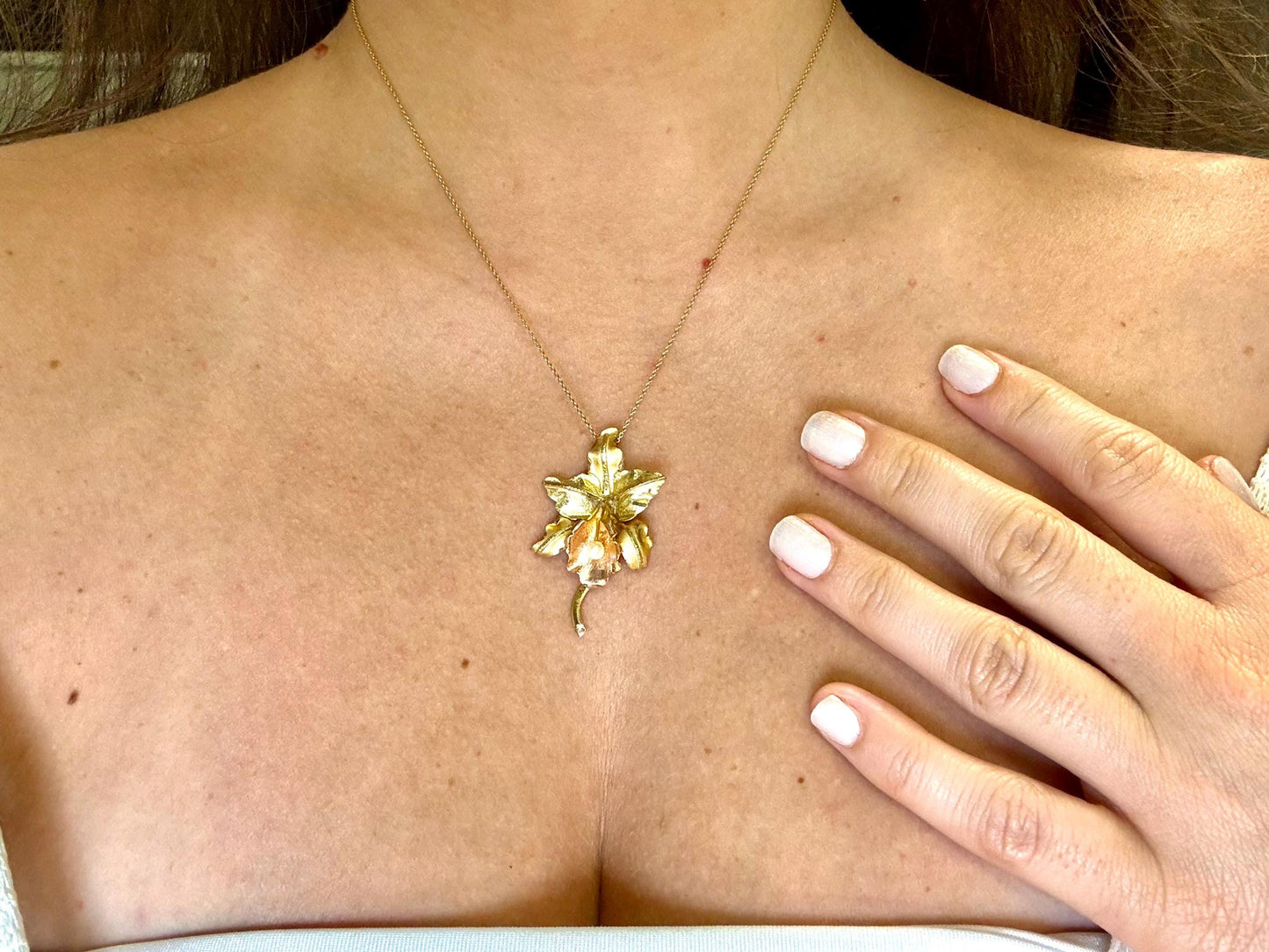 14K Solid Gold Orchid Pendant Flower Pendant Orchid Necklace Gold Pendant Birthday Gift for her Gift for Mom Flower Necklace Pearl Orchid