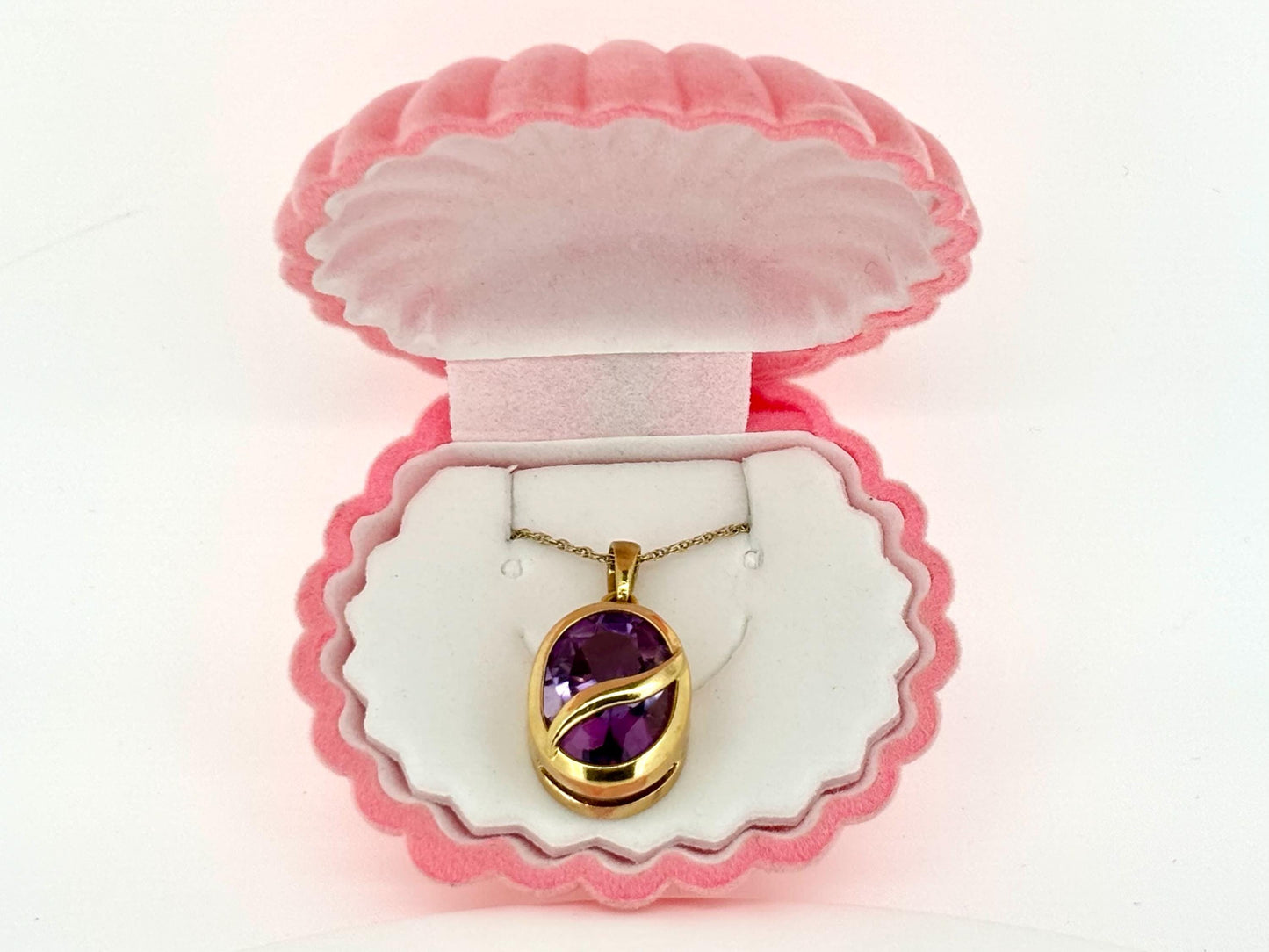 Harmony Leaf Amethyst Pendant