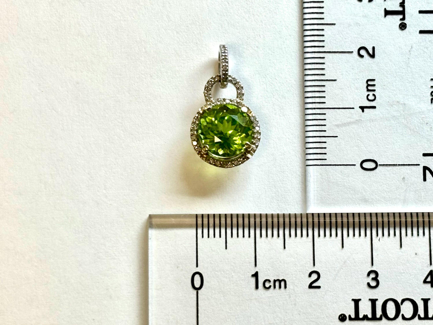 Pele’s Tears Peridot & Diamond Pendant – 14k Solid Gold Necklace