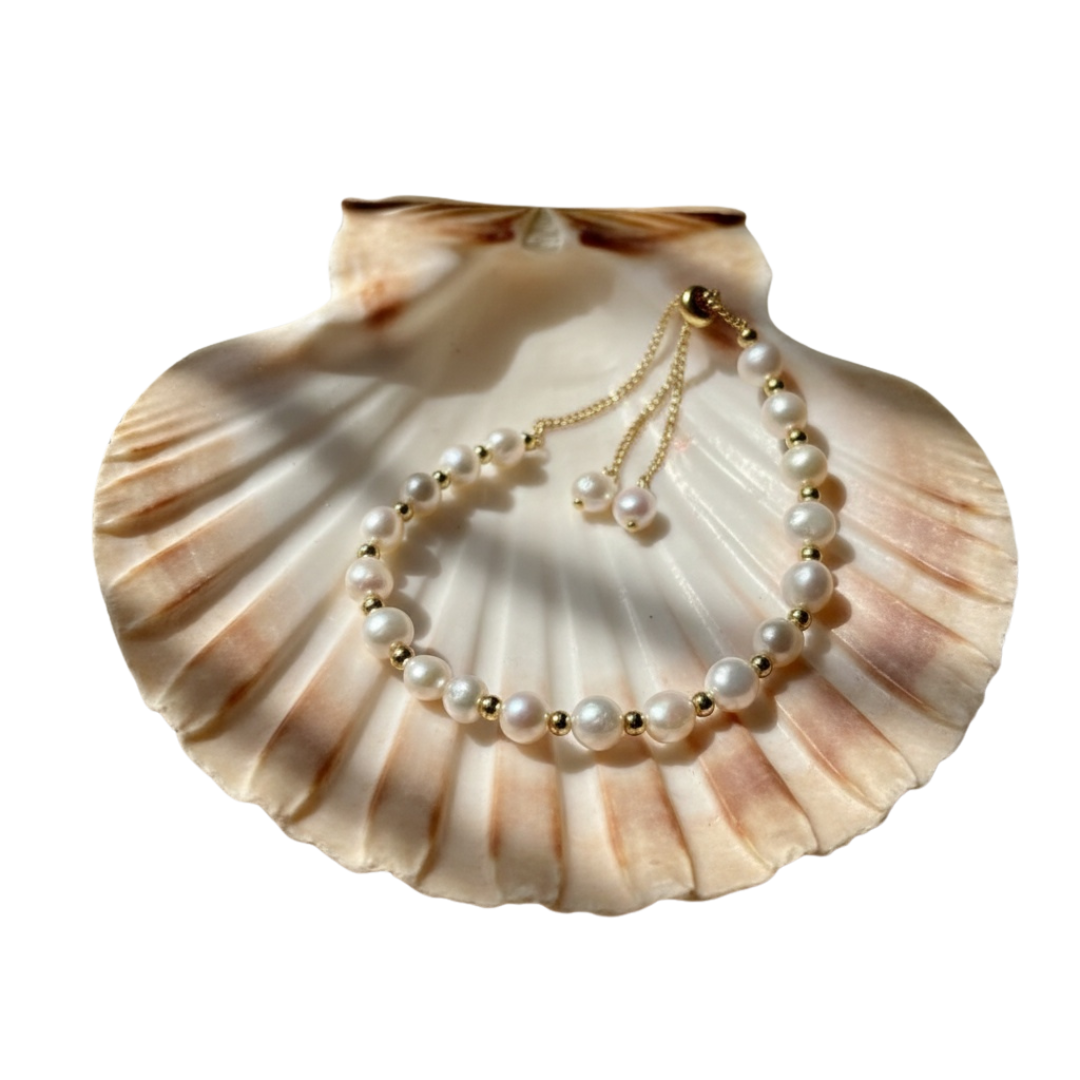 Freshwater White Pearl Bracelet