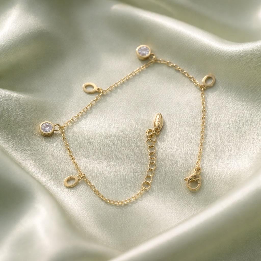 Dainty Charm Bracelet – Adjustable Gold Chain With Cubic Zirconia Stones