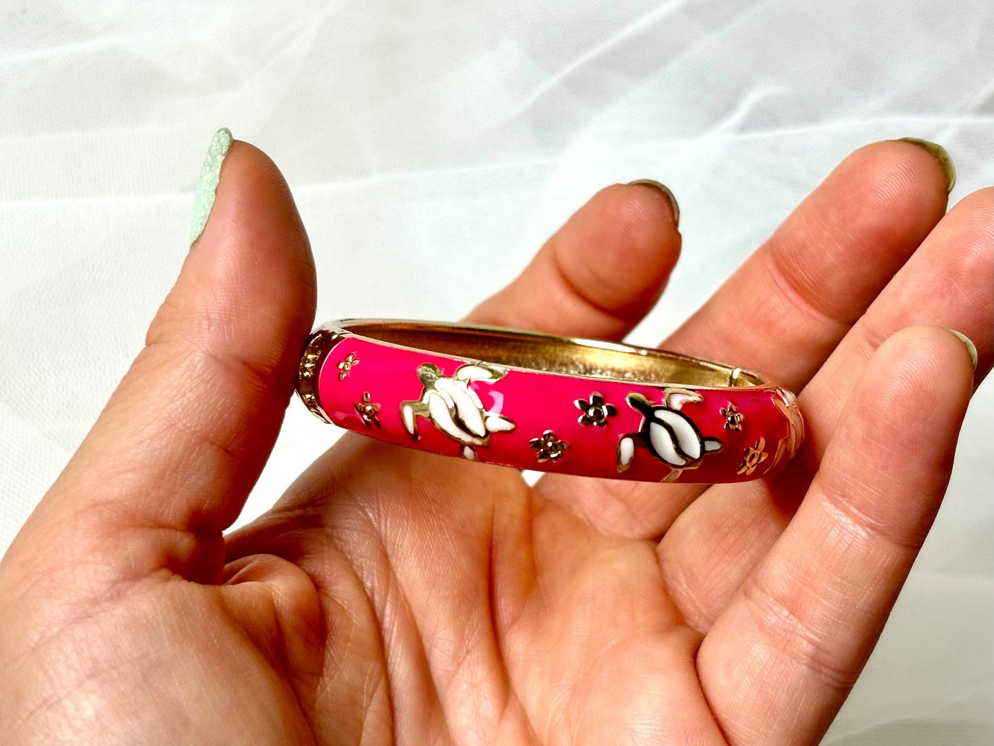 Bangle Bracelet for Kids, Birthday Gift for Kids, Kids Jewelry, Kids Bracelet, Pink Turtle Bracelet Gift for Daughter, Hawaiian Bracelet