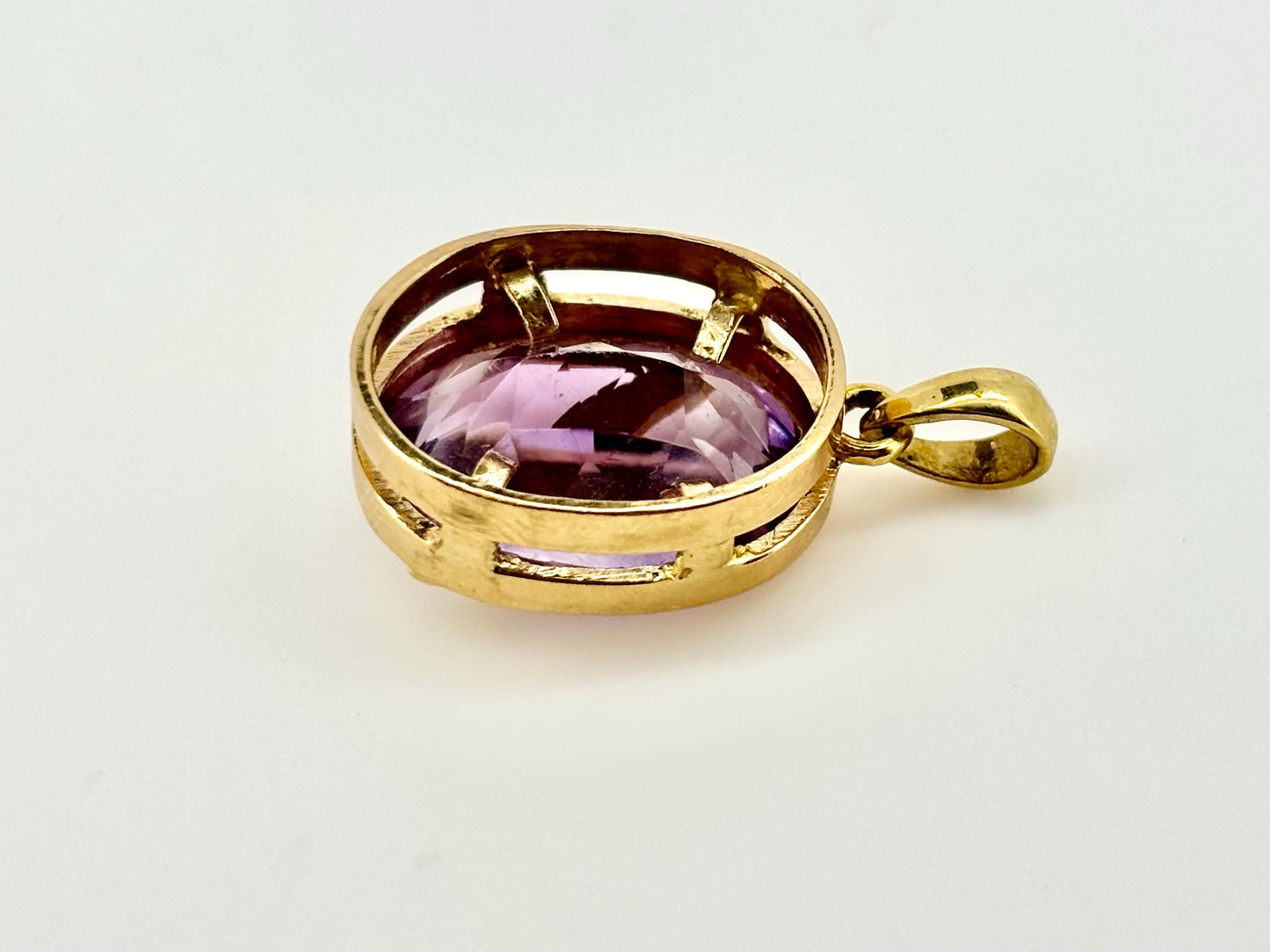 Harmony Leaf Amethyst Pendant