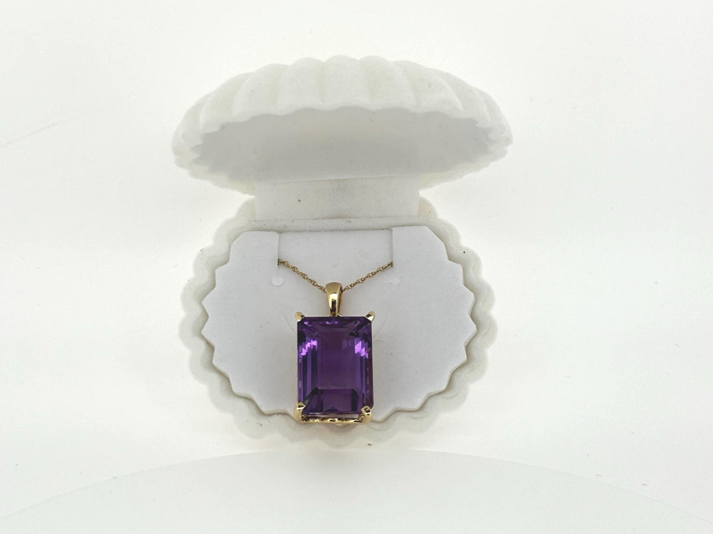 Island Spirit Amethyst Pendant – 14k Solid Gold Necklace