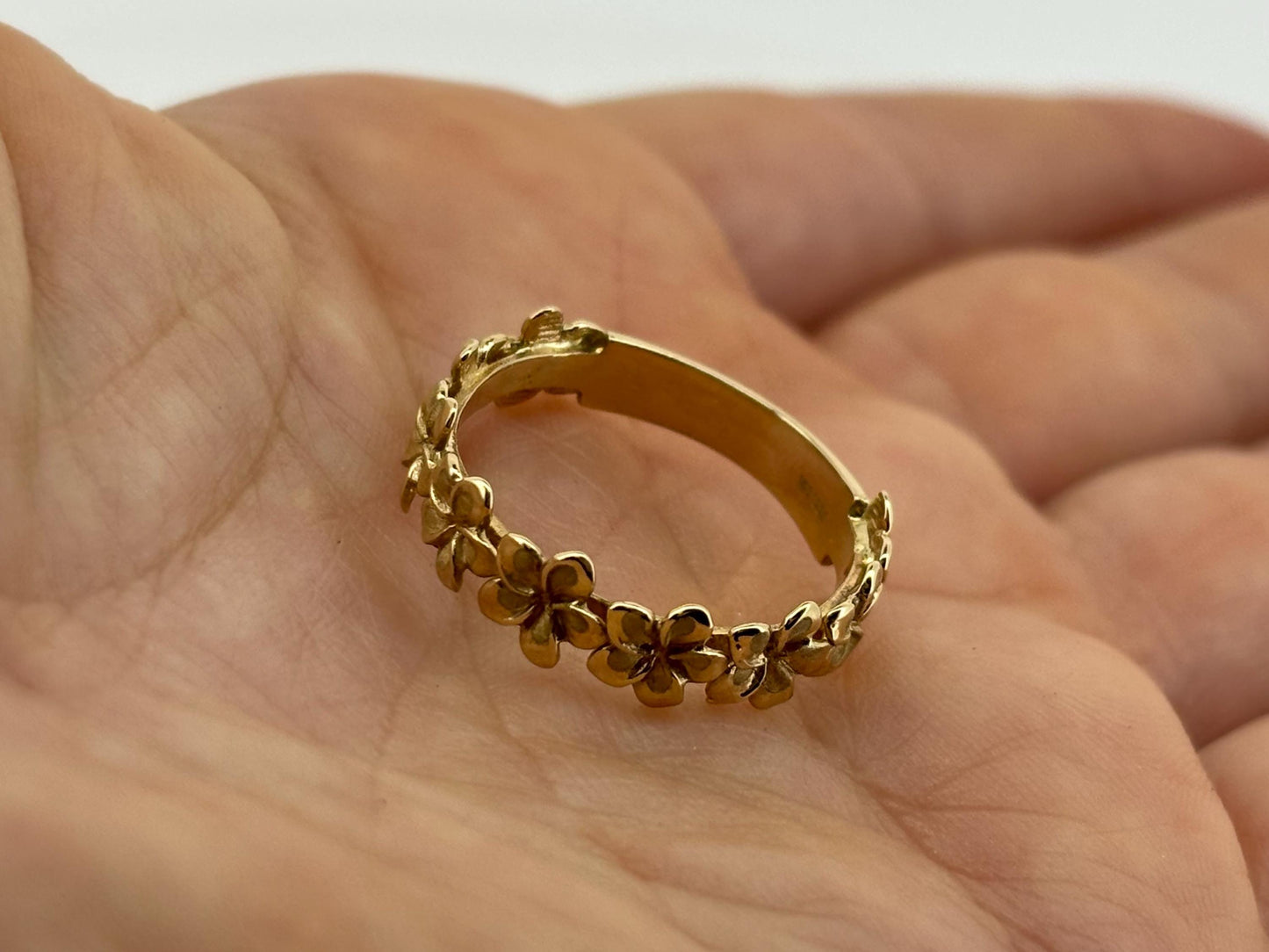 14K Solid Gold Ring Hawaiian Wedding Band - Wedding Ring - Flower Ring - Valentines Gift for Her- Birthday Gift for Girlfriend Gift for Mom