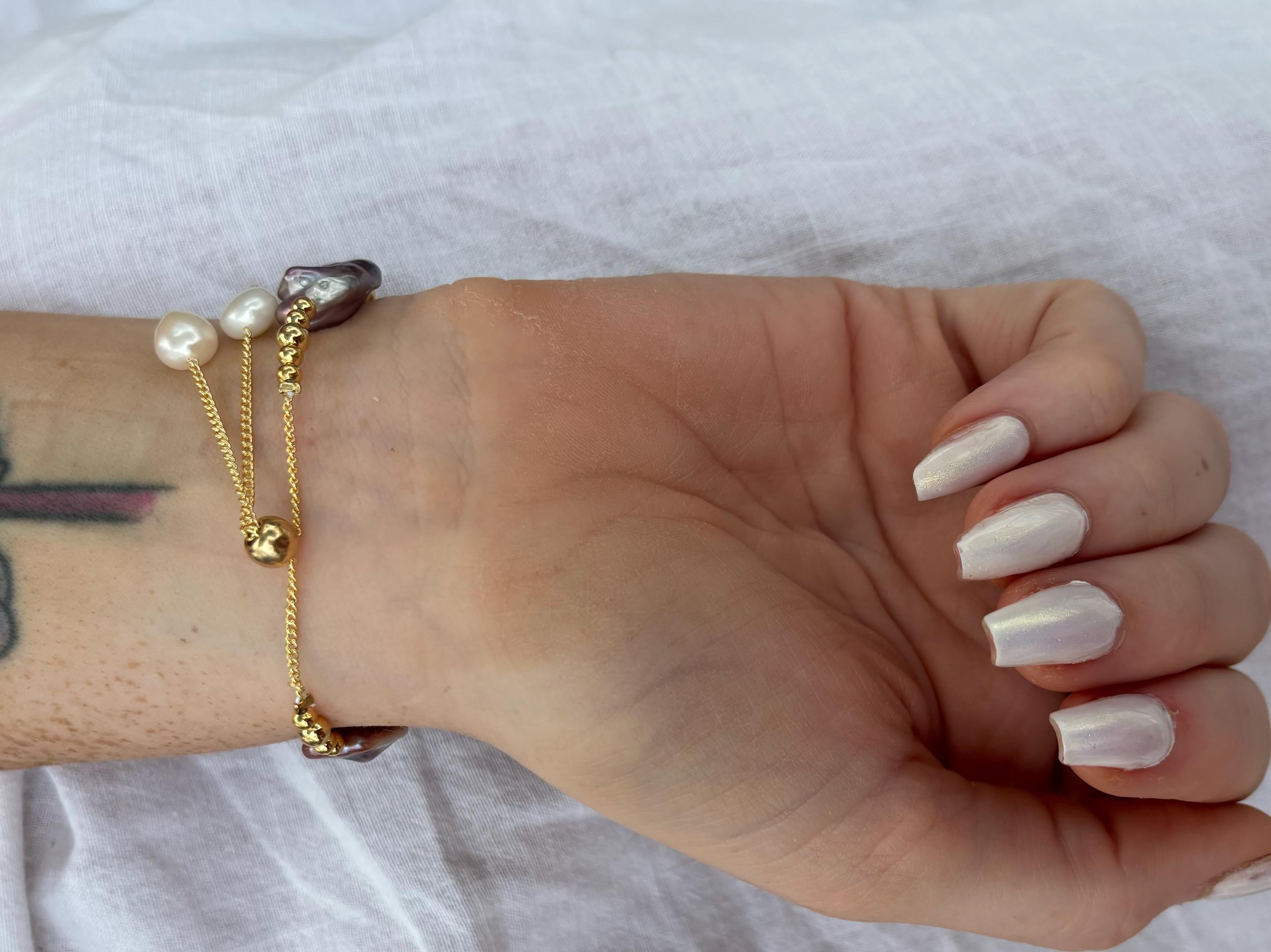 Moonlit Bracelet (Baroque Pearl)