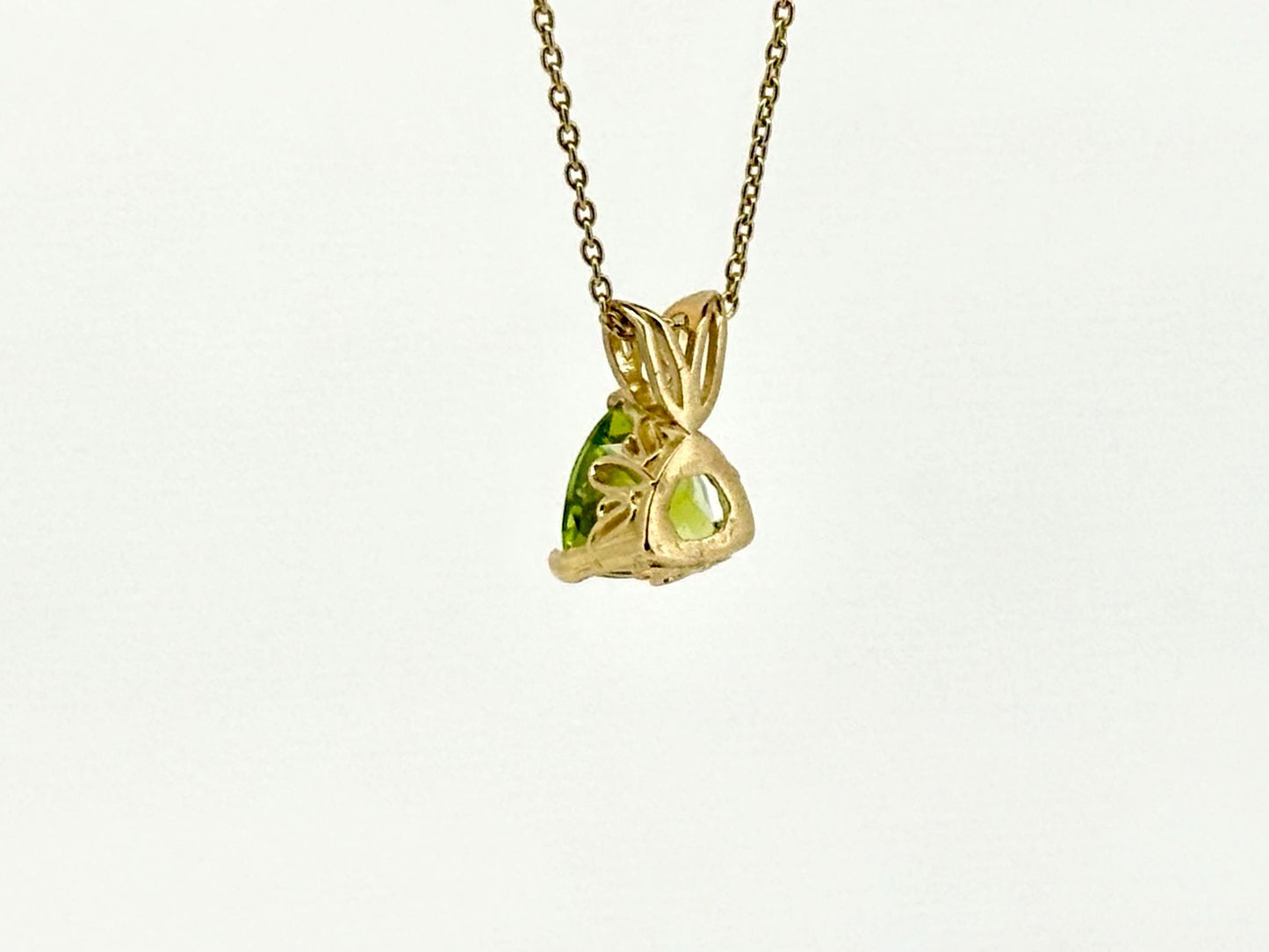 Pele’s Tears Peridot Pendant – 14k Solid Gold Necklace