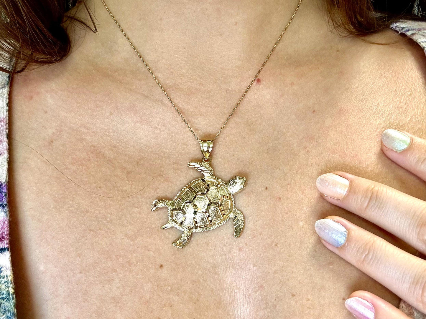 14K Solid Gold Turtle Pendant Hawaiian Turtle Honu Pendant Birthday Gift for Her Gift for Wife Gift for Girlfriend Tropical Beach Jewelry