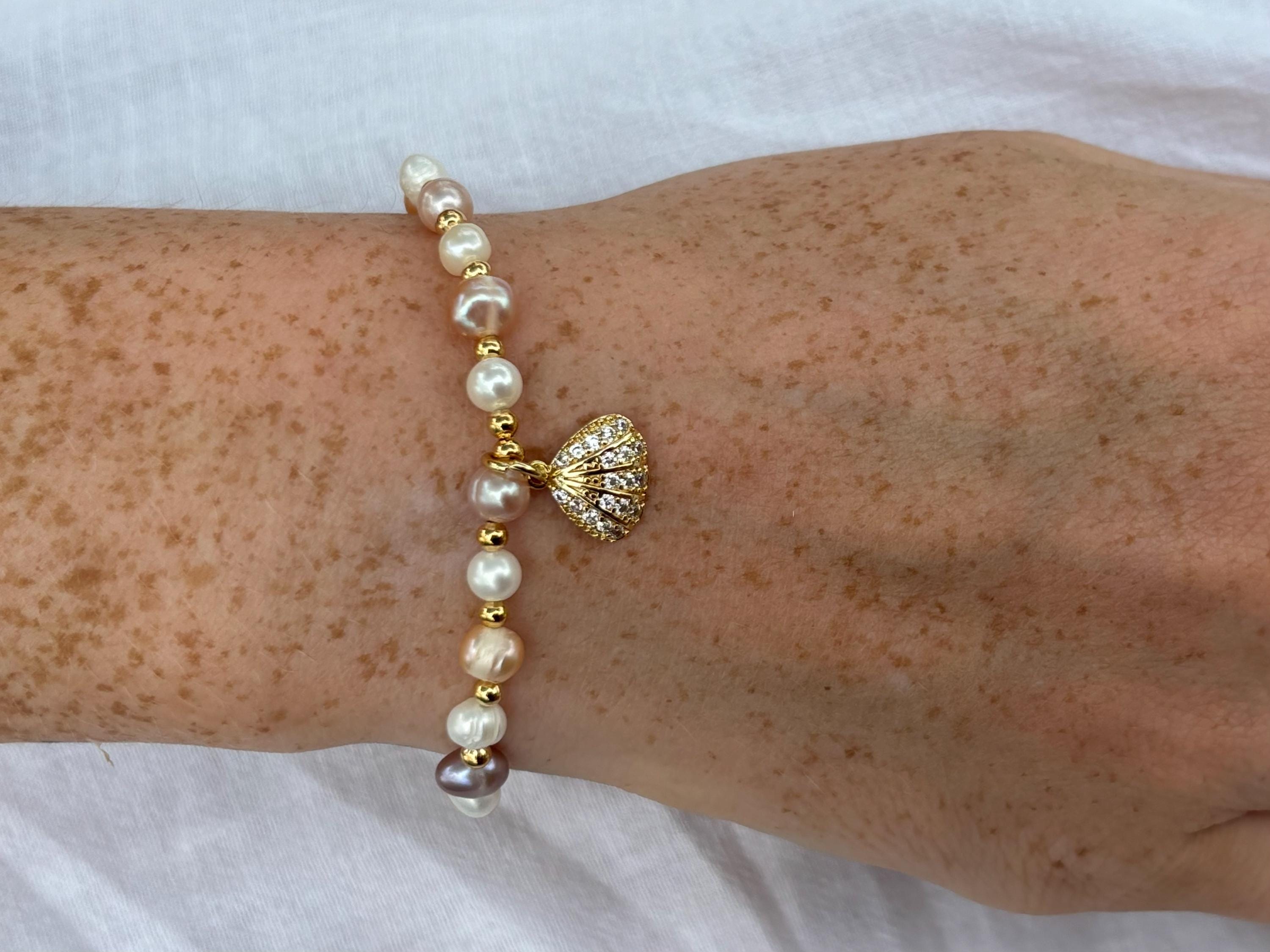 Tri-Color Pearl Bracelet with Shell Charm