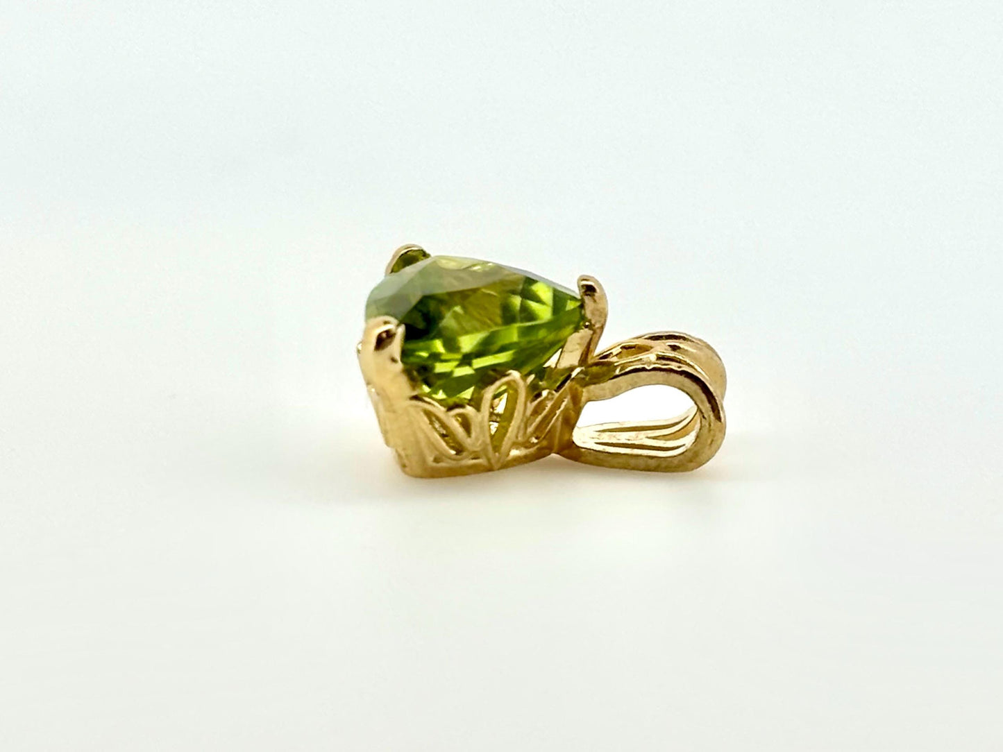 Pele’s Tears Peridot Pendant – 14k Solid Gold Necklace