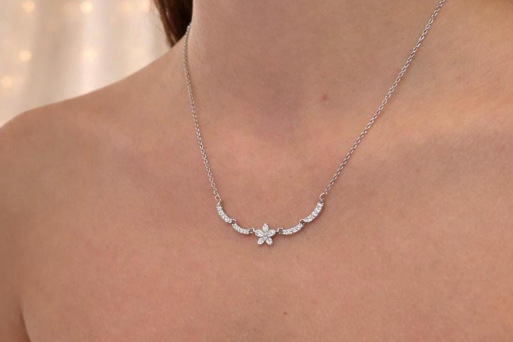 Gold Flower Necklace – Dainty Floral Pendant With Cubic Zirconia Stone