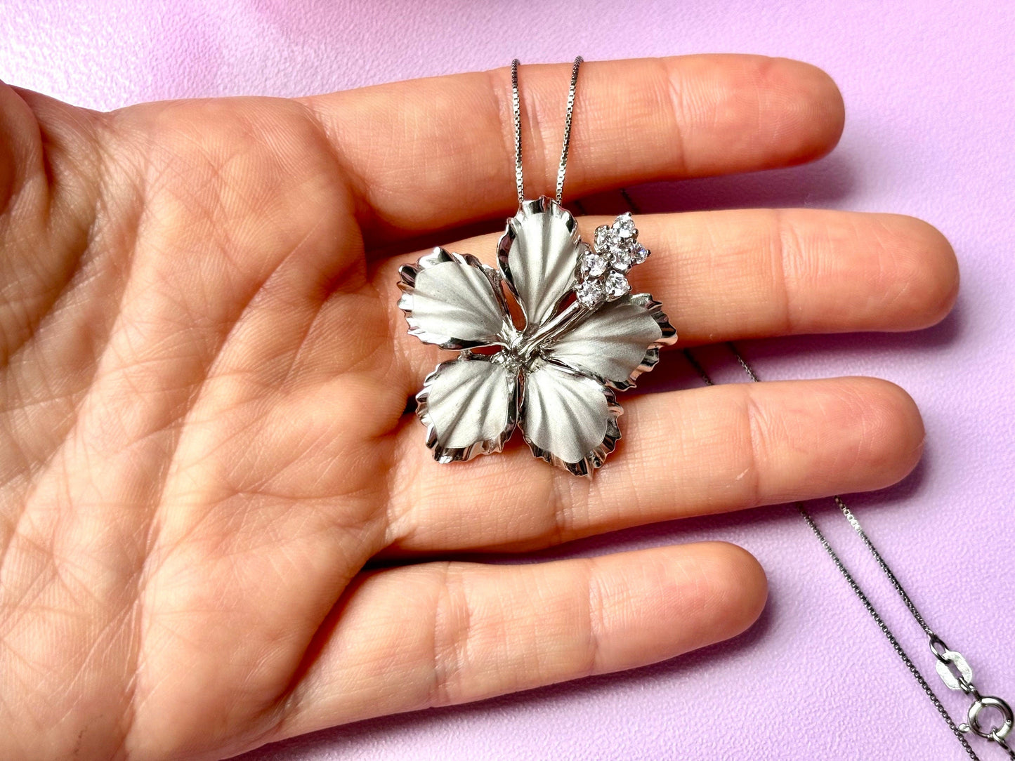 Hawaiian Hibiscus Flower elegant Necklace 925 Sterling Silver Rhodium Plated CZ stone with chain Cute Gift for Mom Mother Wife Girlfriend