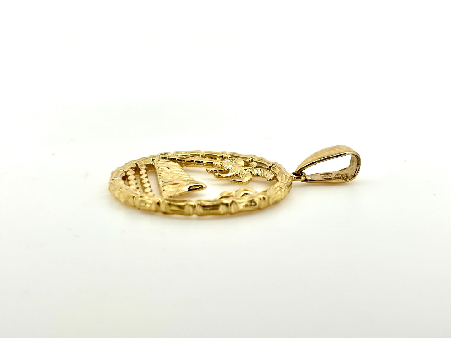 Golden Horizon Necklace - 14k Solid Gold Hawaiian Beach Necklace