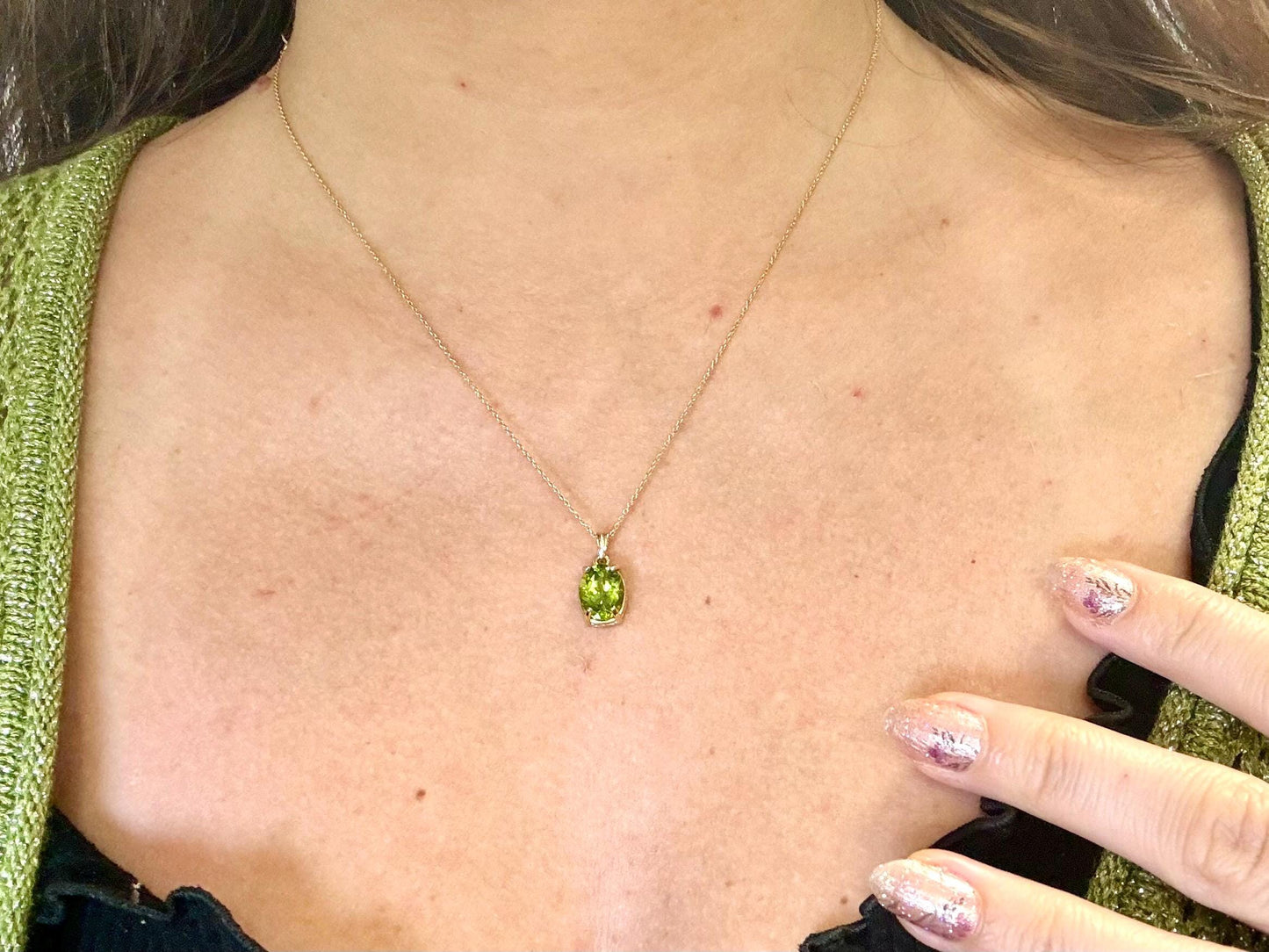 14K Solid Gold Pendant Peridot Pendant Hawaiian Diamond Peles Tears - Birthday Gift for Her Gift For Mom Gold Necklace Peridot Necklace
