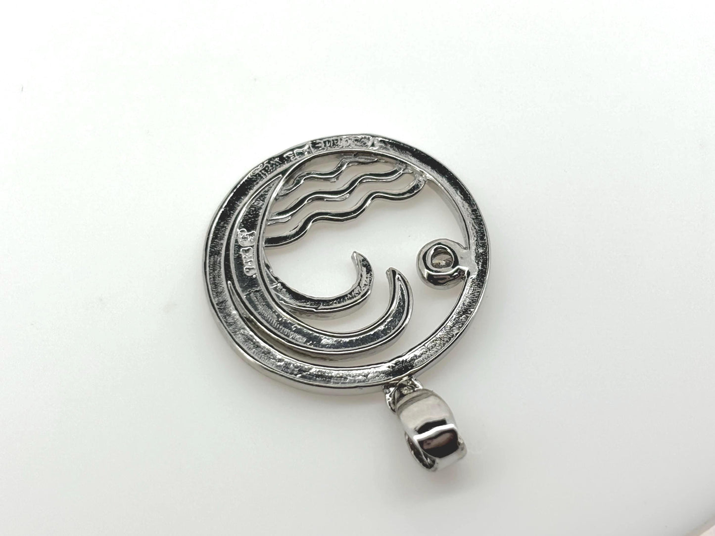 Island Tide Diamond Pendant – 10k Solid White Gold Wave Necklace