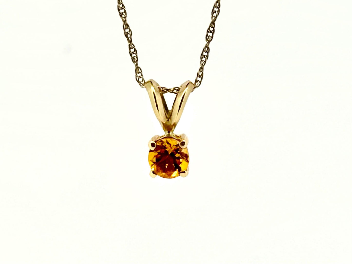 ʻĀhuna Sunlight Pendant – 14k Solid Gold Citrine Necklace