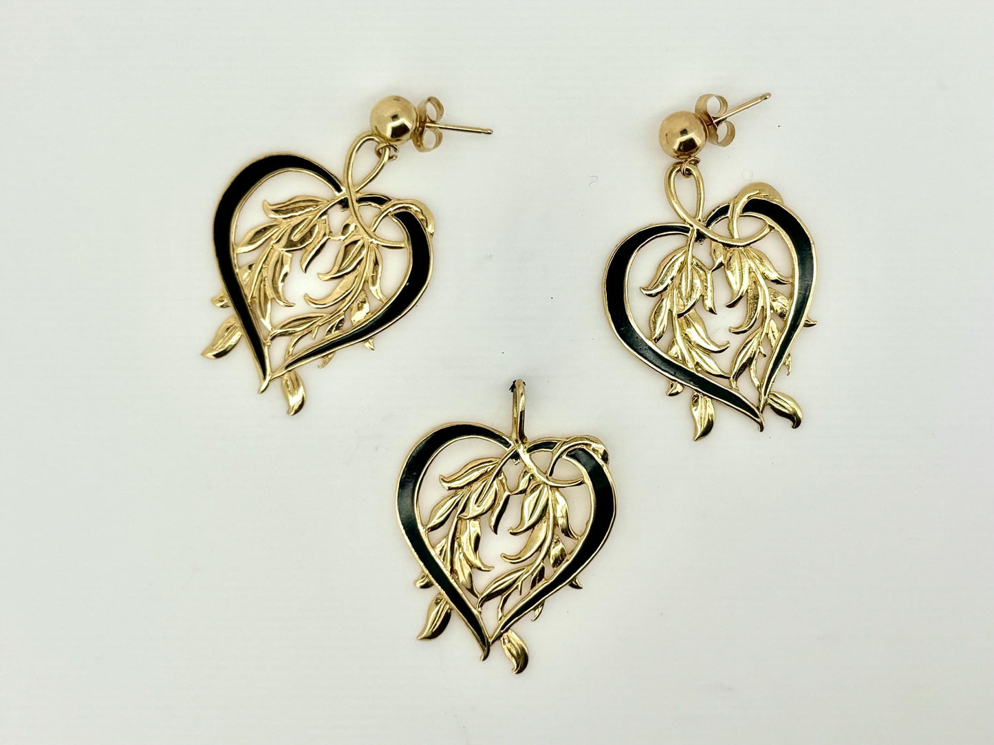 14K Solid Gold Plumeria Pendant Flower Pendant Necklace Gold Pendant Birthday Gift for her Gift for Mom Flower Necklace