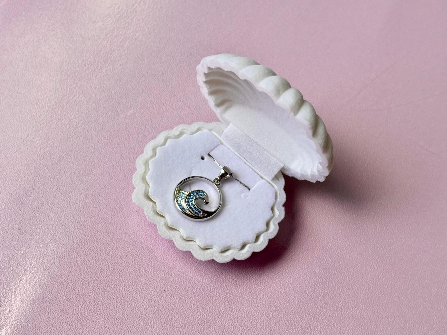 Blue Topaz Wave Necklace – 925 Sterling Silver