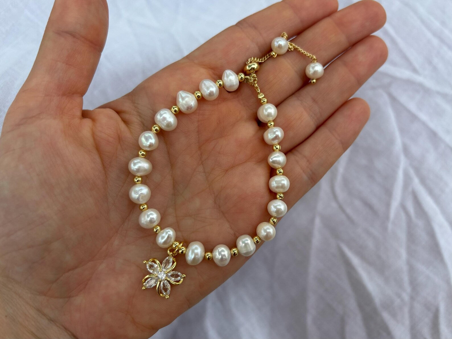 White  Freshwater Pearl Bracelet Flower Charm