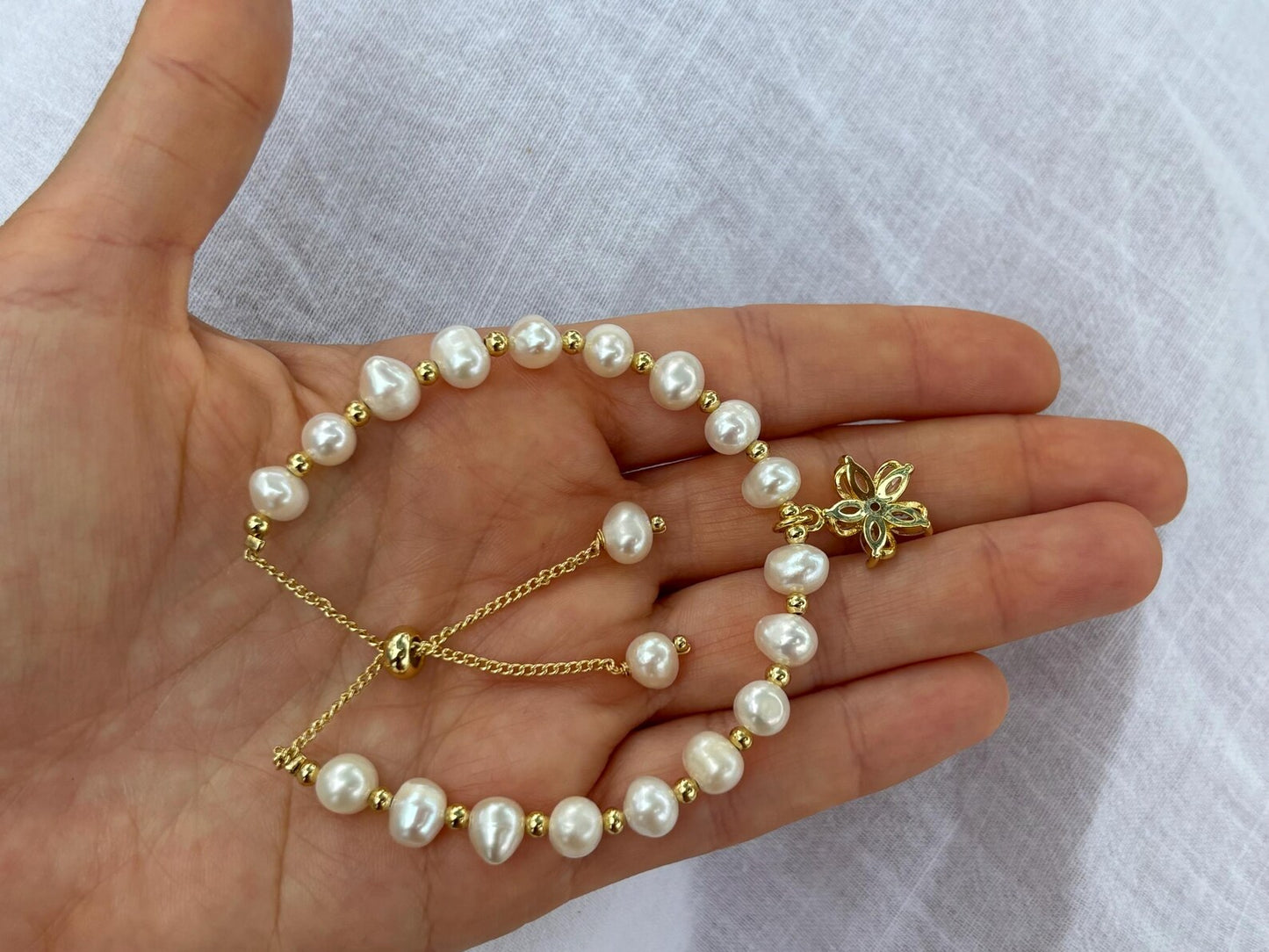 White  Freshwater Pearl Bracelet Flower Charm
